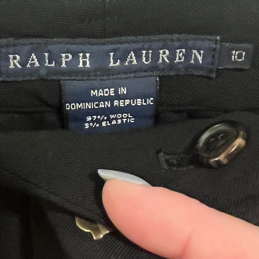 33. Ralph Lauren Black Wool Blend Pencil Skirt, Size 10.